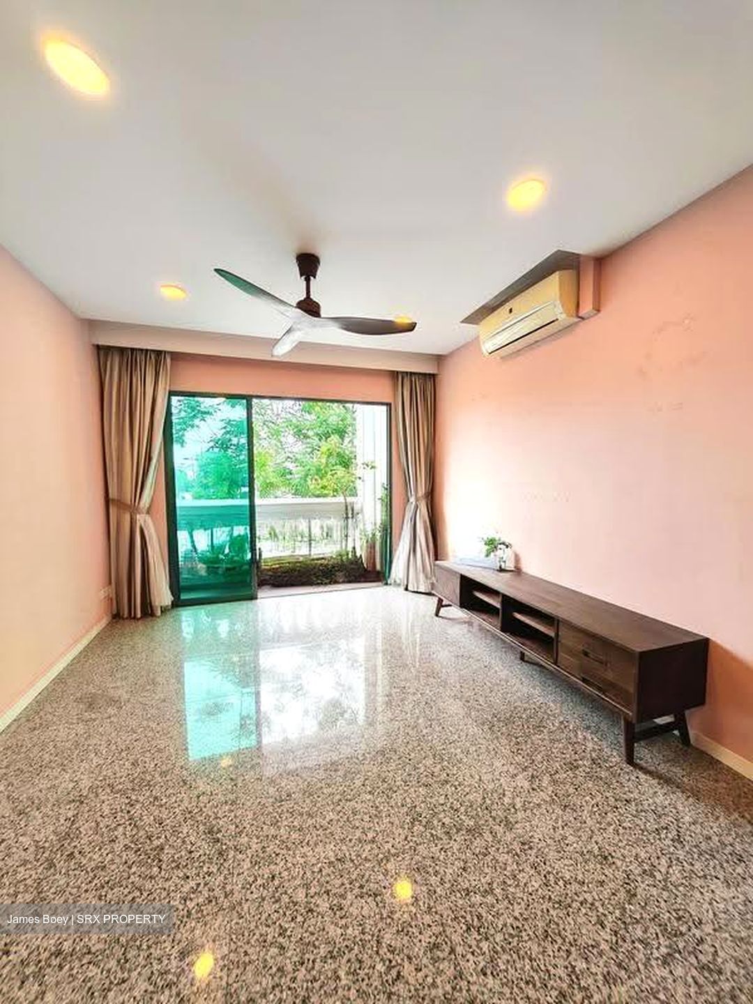 Stratford Court (D16), Condominium #615151391